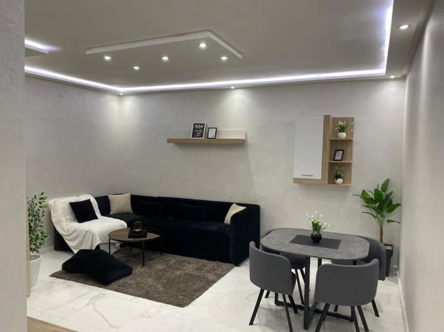Appart Luxueux Securise Parking 10 Min Medina Fez Exterior foto