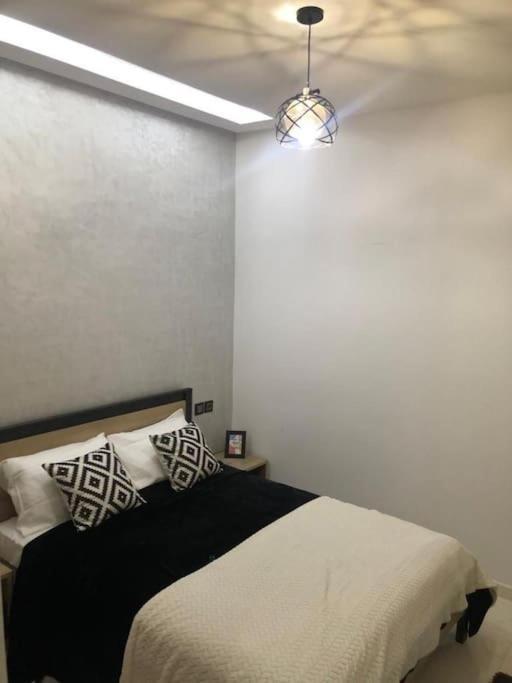Appart Luxueux Securise Parking 10 Min Medina Fez Exterior foto